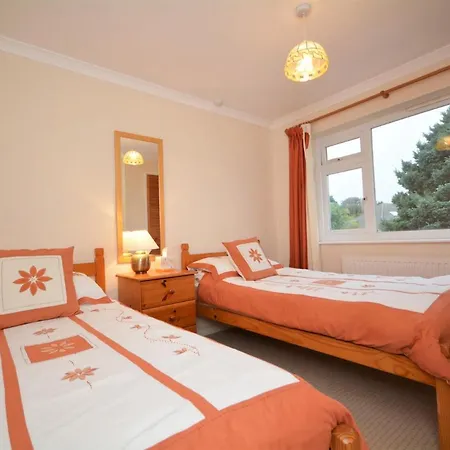 3 Bed In Perad